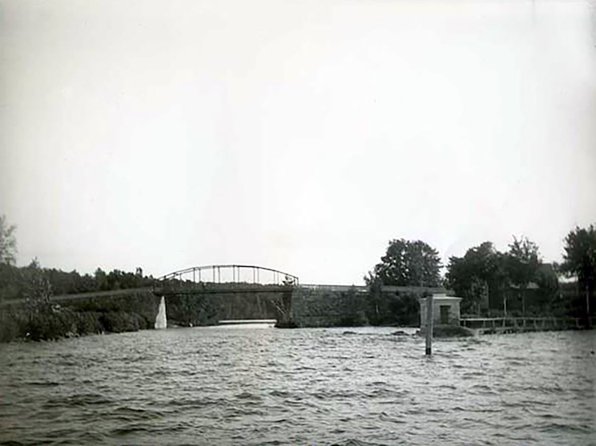 iron-bridge&channel-edit