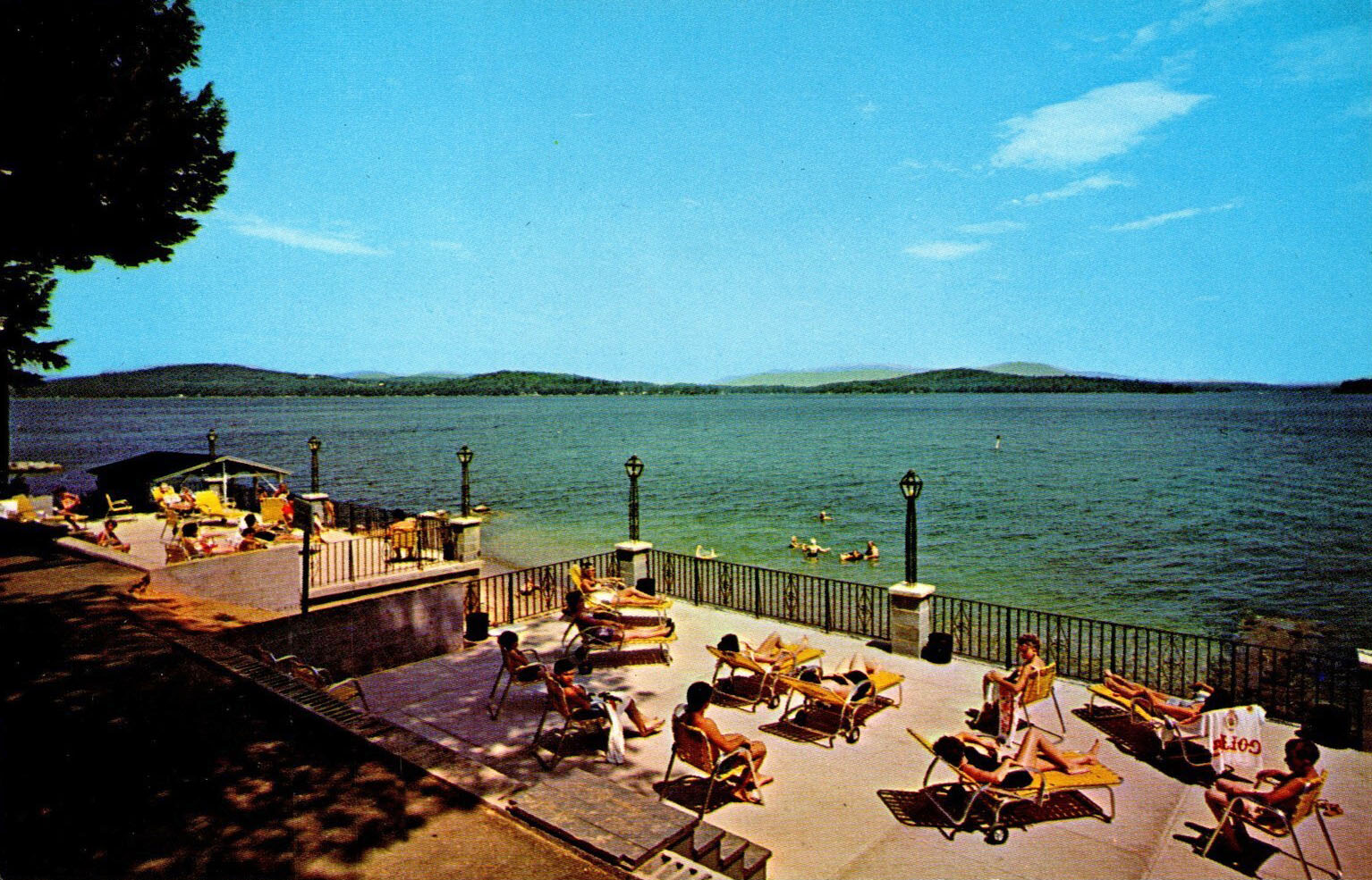 lakeside-hotel-beach-patio-2-edit
