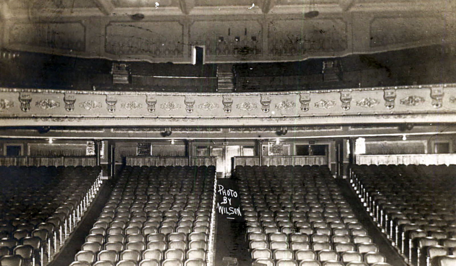 colonial-seating-rppc-edit