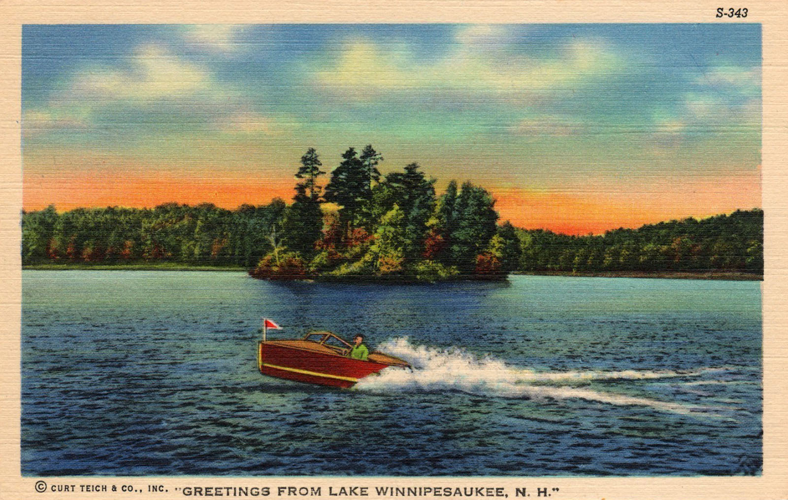 small-wooden-boat-linen-alt-edit