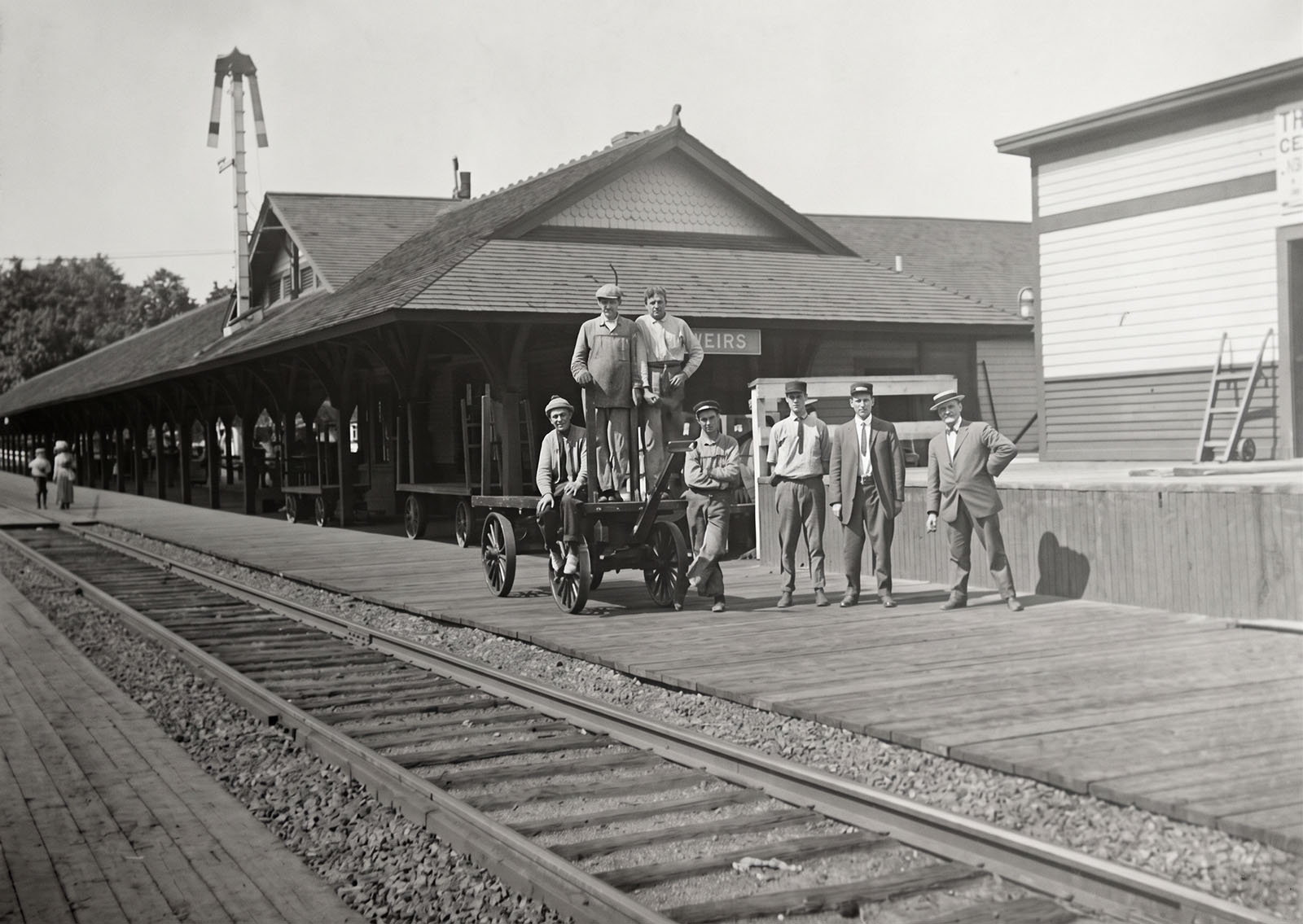 station-group-edit-AI