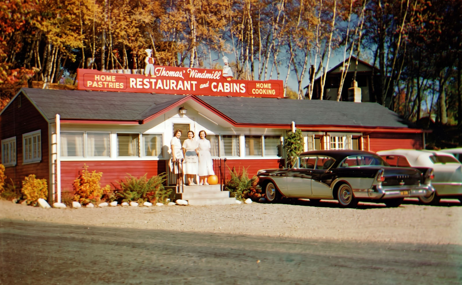 windmill-restaurant-50s-AI